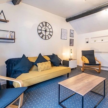 Characterful 2 Bedroom Apartment - Central Location Castle Donington Exterior photo