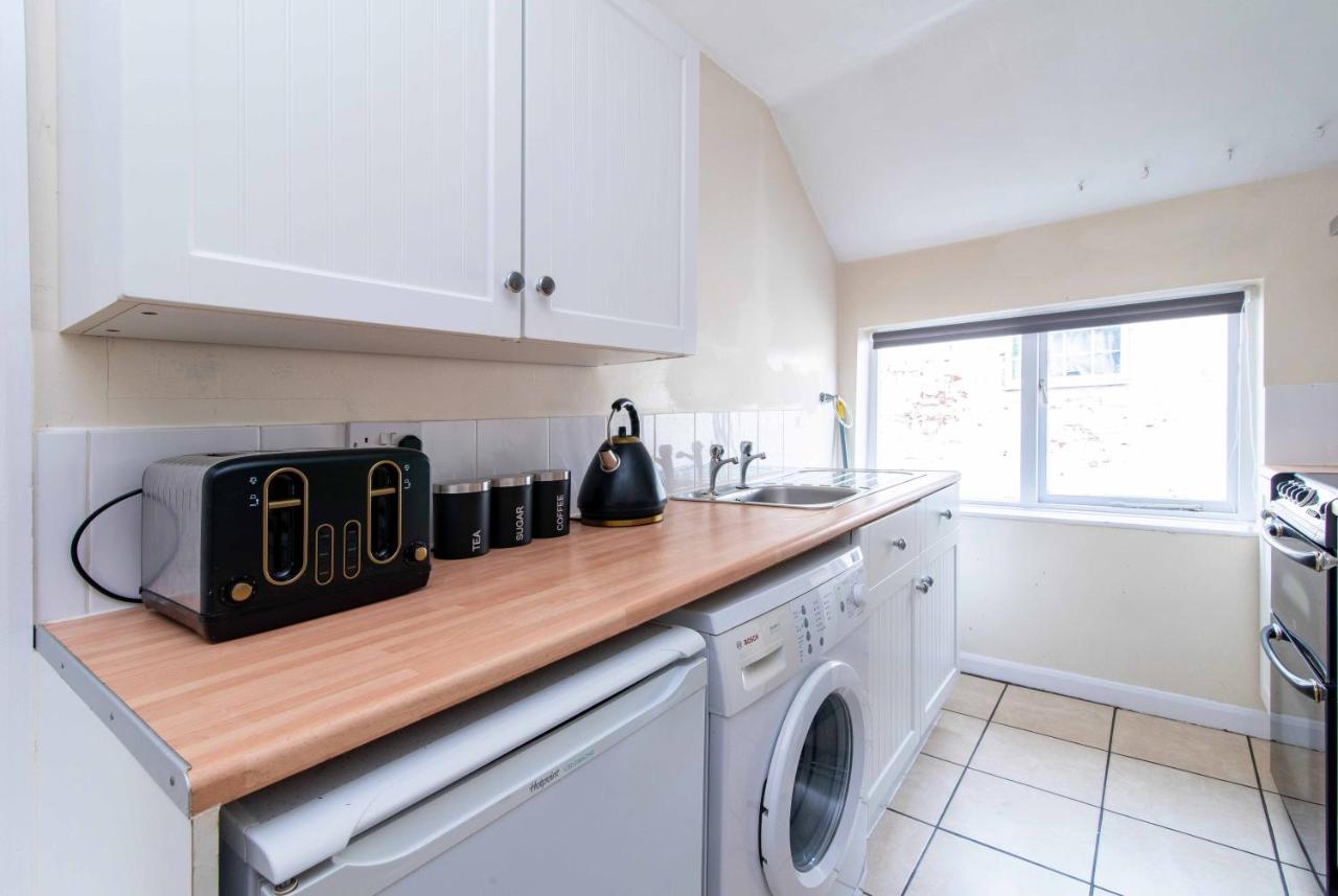 Characterful 2 Bedroom Apartment - Central Location Castle Donington Exterior photo